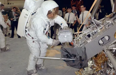 Lunar Sample Container